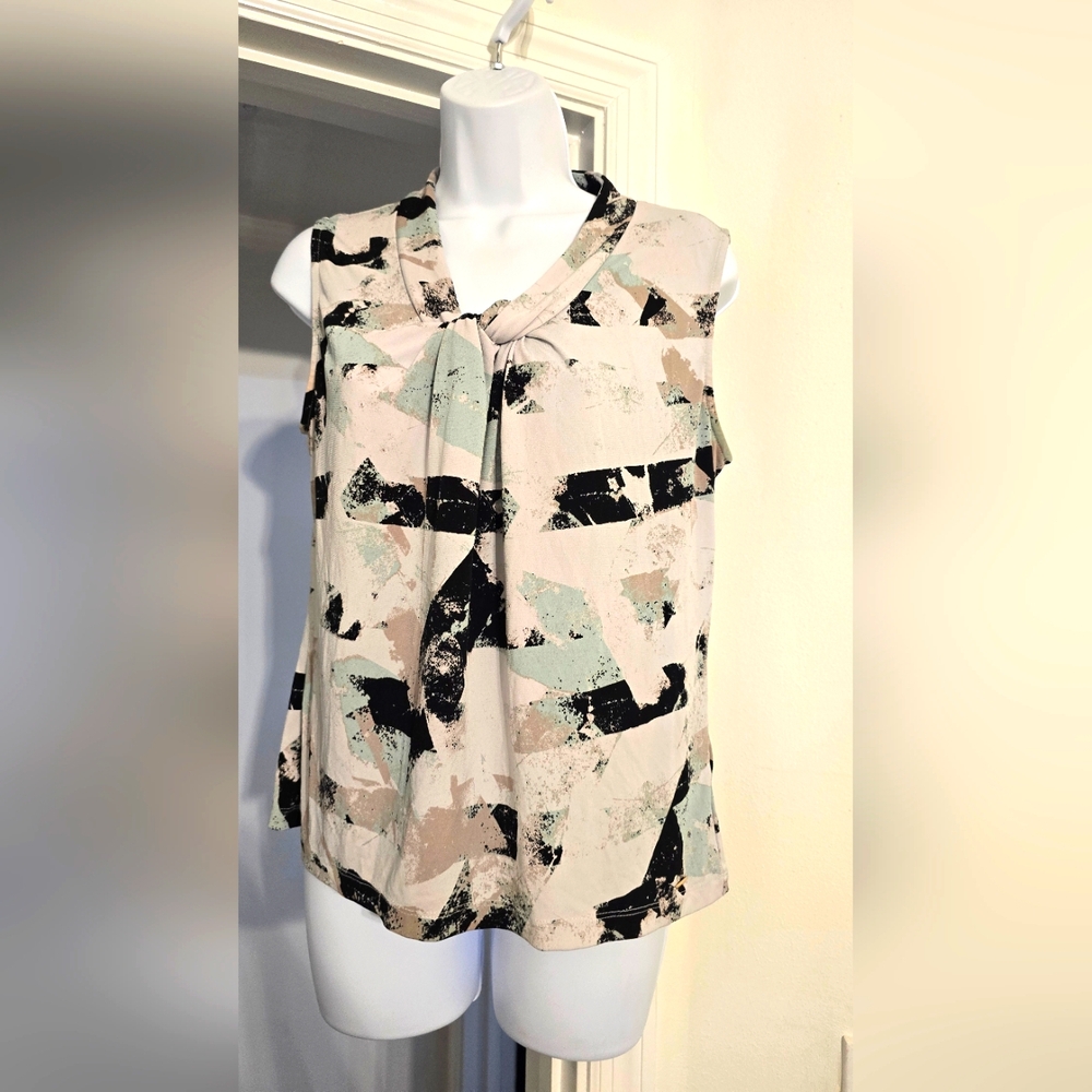 5 for $ 25 - Calvin Klein Abstract Print Sleeveless Top